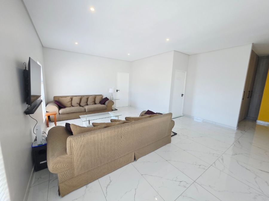 5 Bedroom Property for Sale in Sandown Western Cape